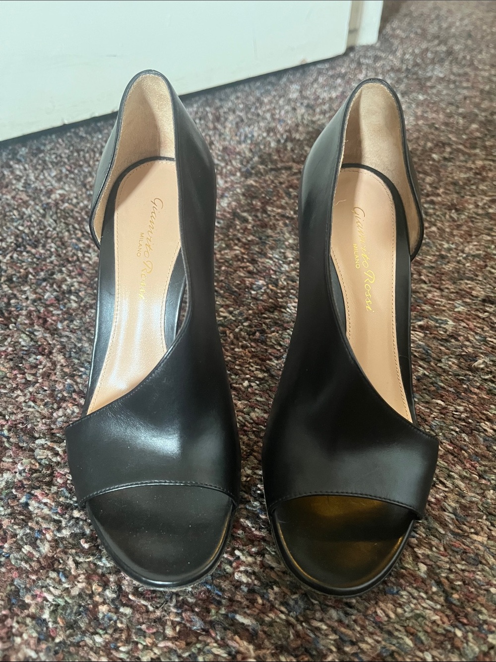 Gianvito Rossi Black Leather Peep-Toe Heels